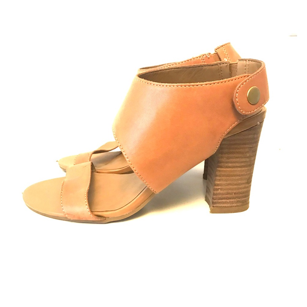 Franco Sarto Tan Strappy Block Heel 7.5